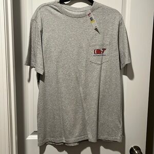 Vineyard Vines tee
